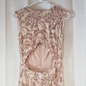 SHO Tadashi Shoji Rose Mist Sequin Cutout Taylor Swift Eras Look Sexy Jumpsuit